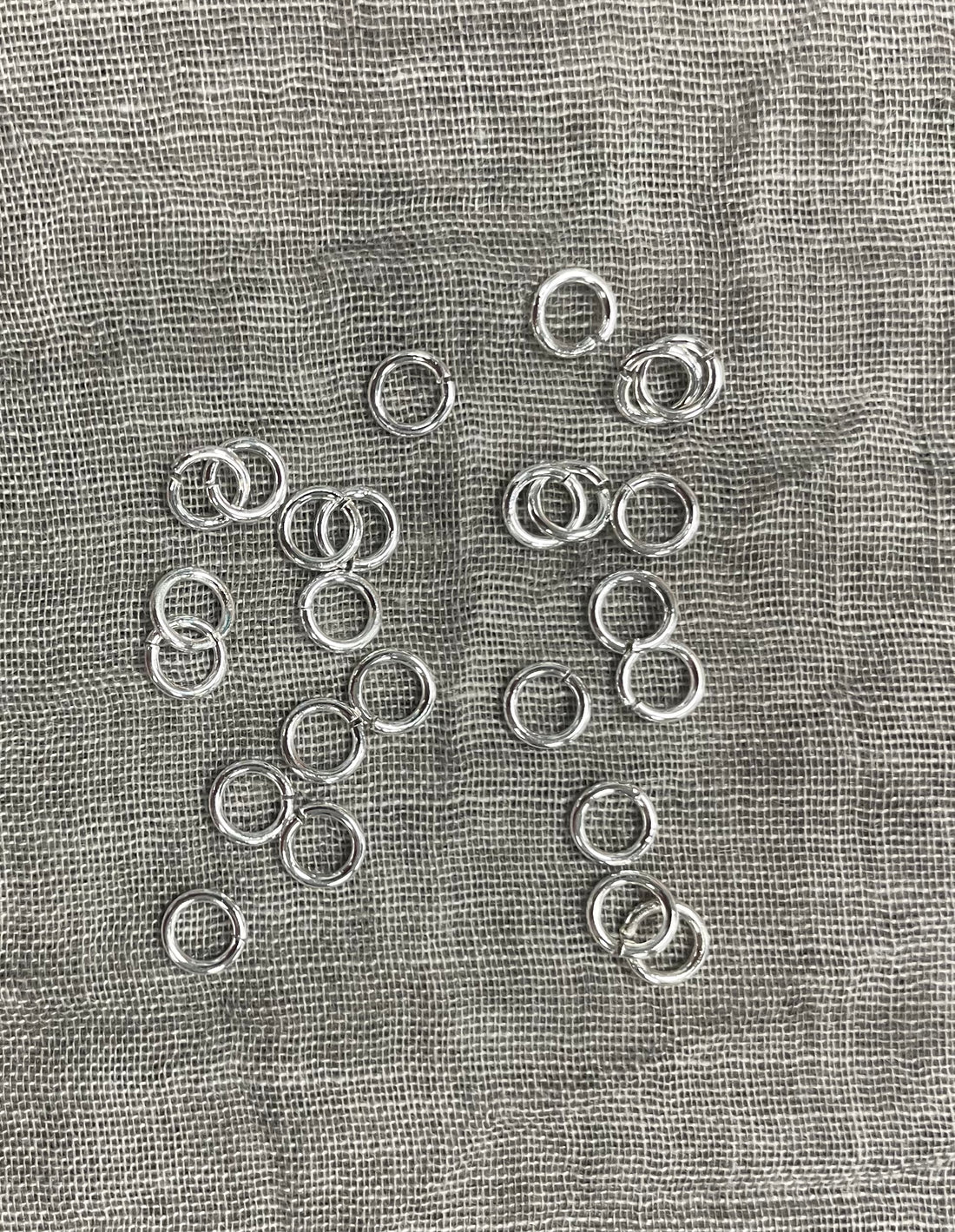 Jump Ring: Open, 18 Gauge, 6mm Shiny Silver Plate, 25 pieces