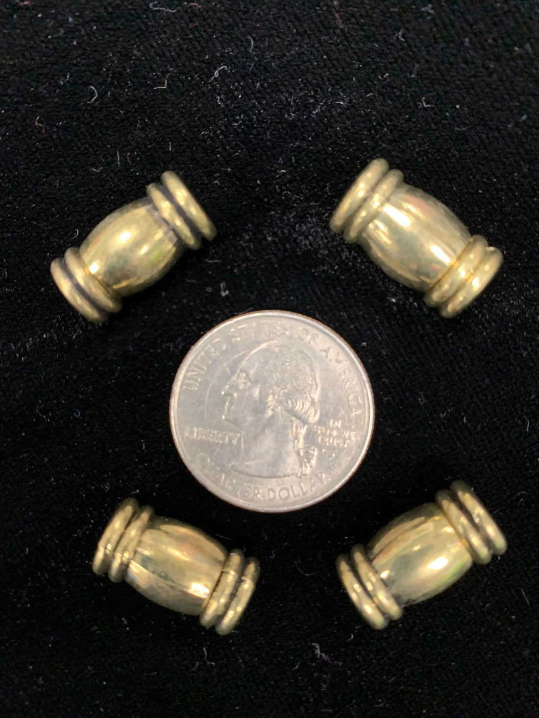 Magnetic Antique Goldplate Tube Clasp, 4-piece