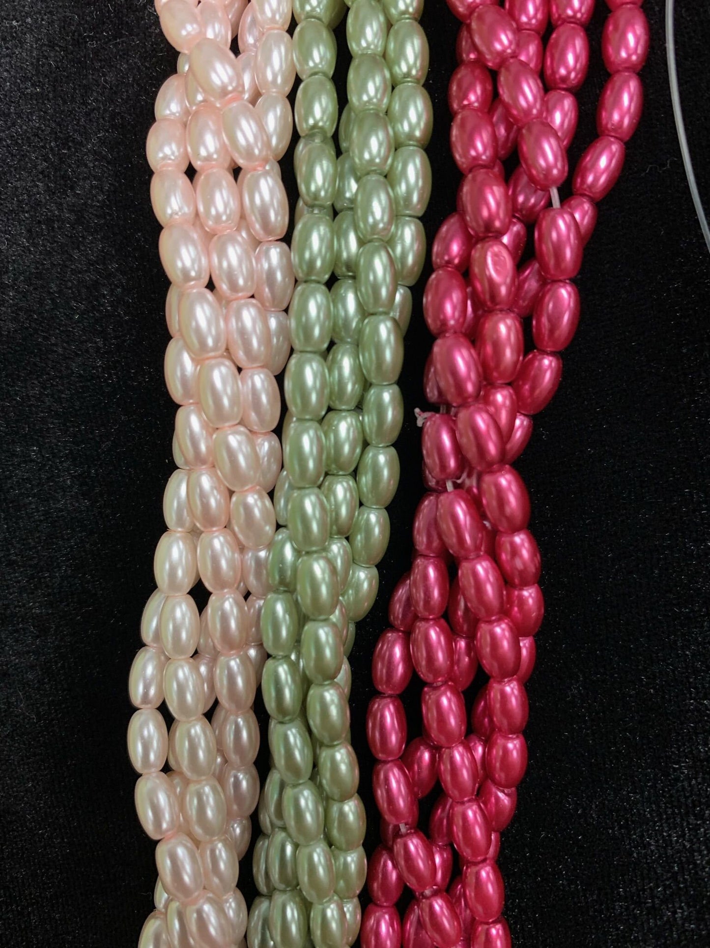 Glass Rice Pearl 6x4mm 3-strands "Rose Garden"