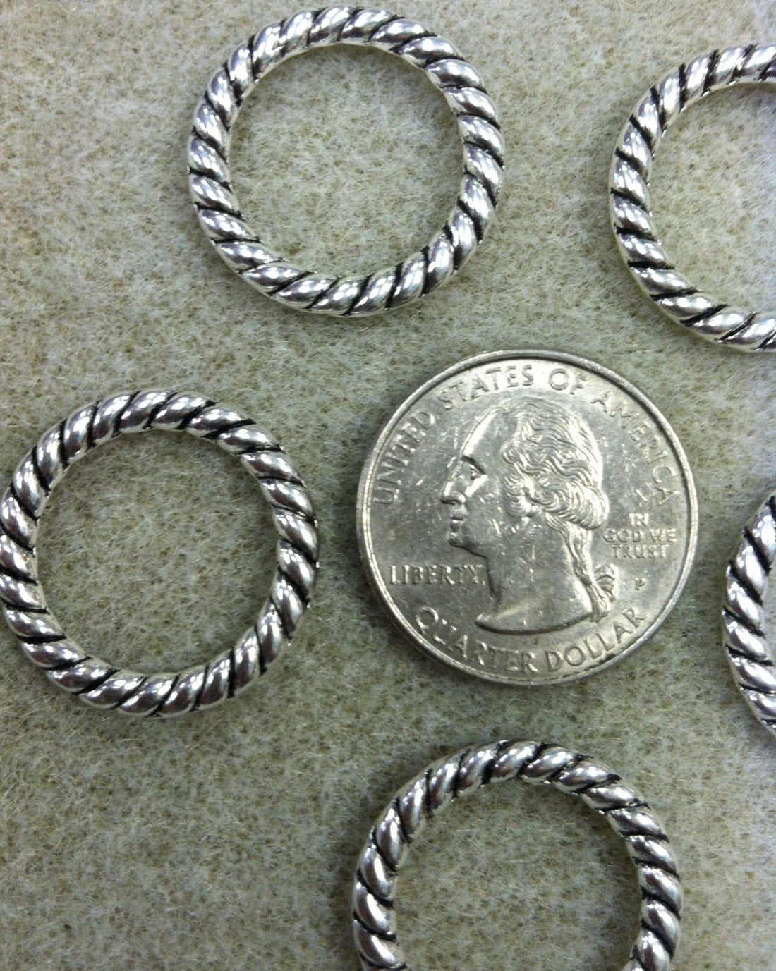 Silver 20mm Roped Closed Ring 8 pieces